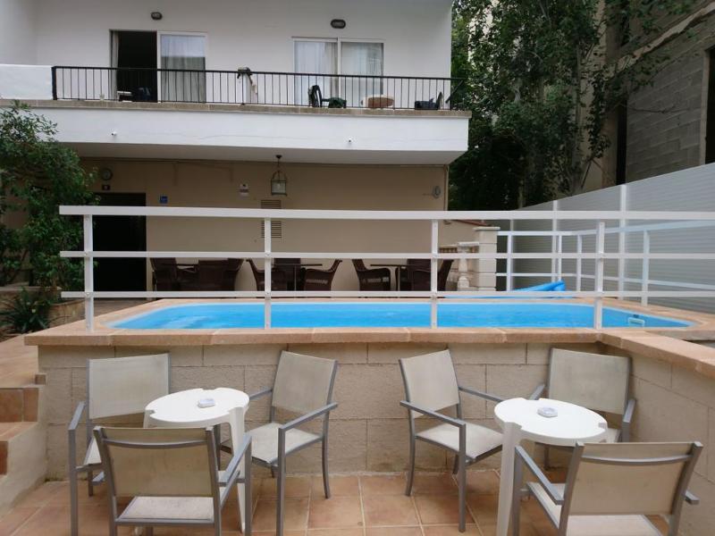 Elegance Playa Arenal III Hostel El Arenal  Luaran gambar
